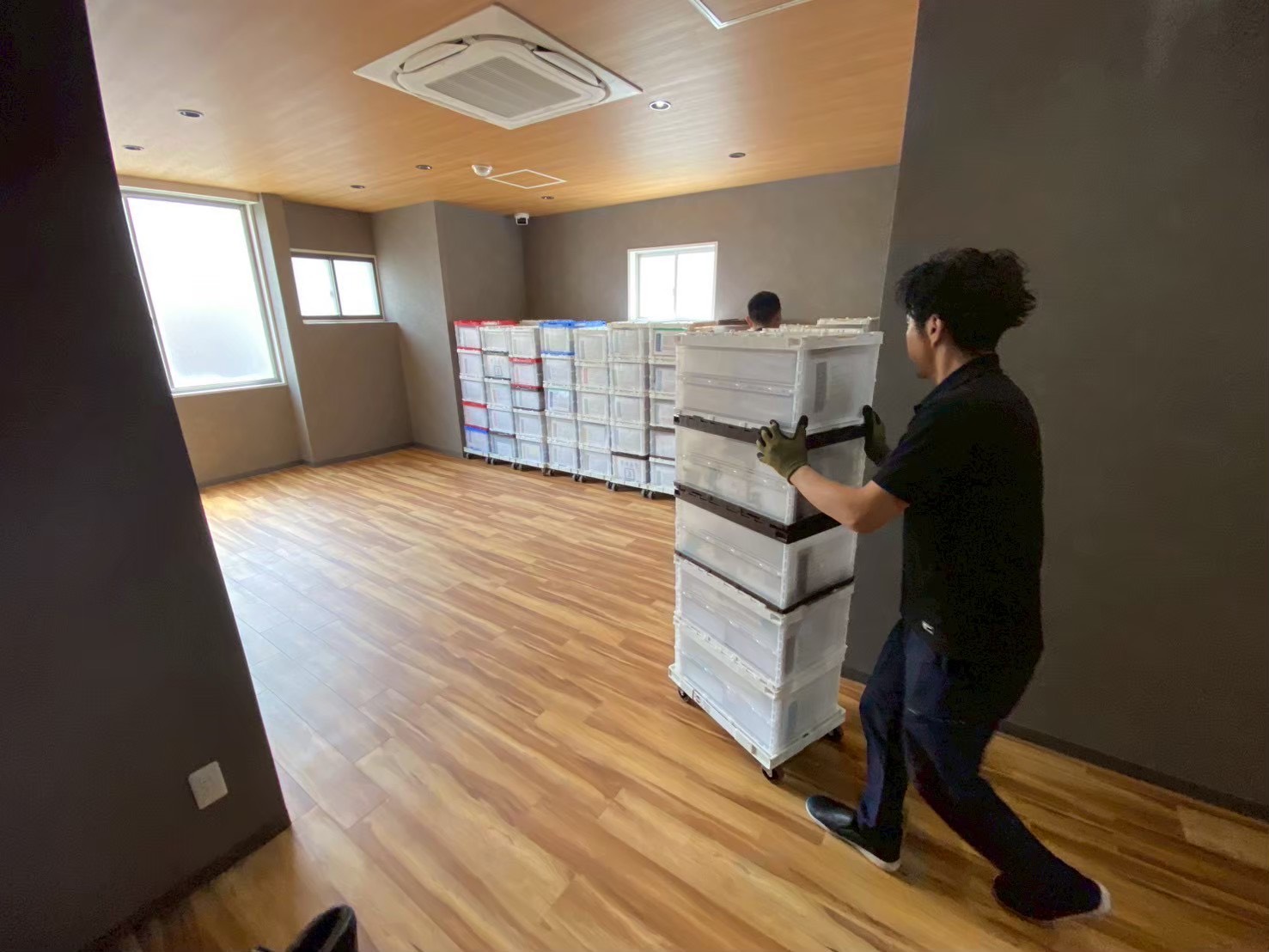 【札幌市中央区】　オフィス書類搬出作業